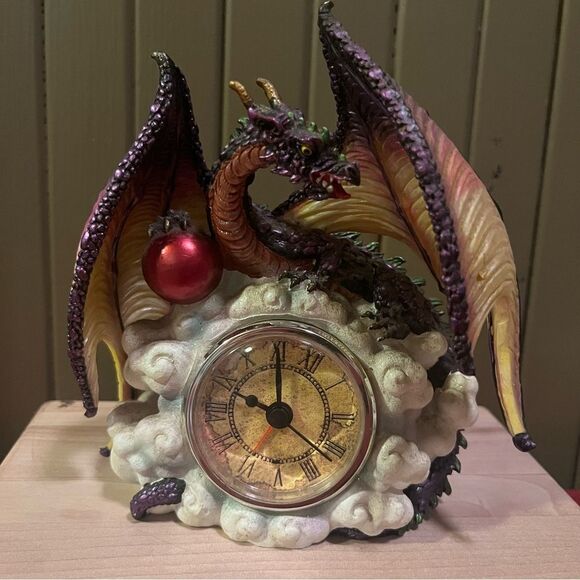 Other - Resin Dragon in a Cloud Desk Clock